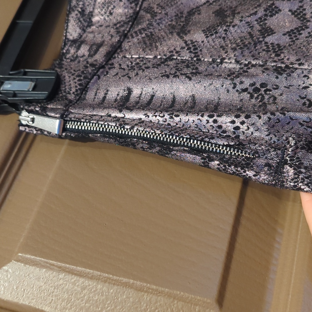 Nwot Purple Snake Python Bootleg Pants - image 8